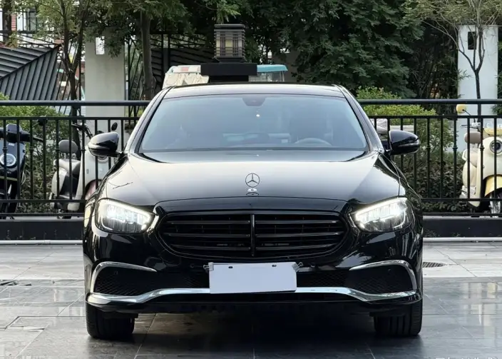 Mercedes-Benz E-Class 2023 Model Facelift E 260 L sedan – фото 2