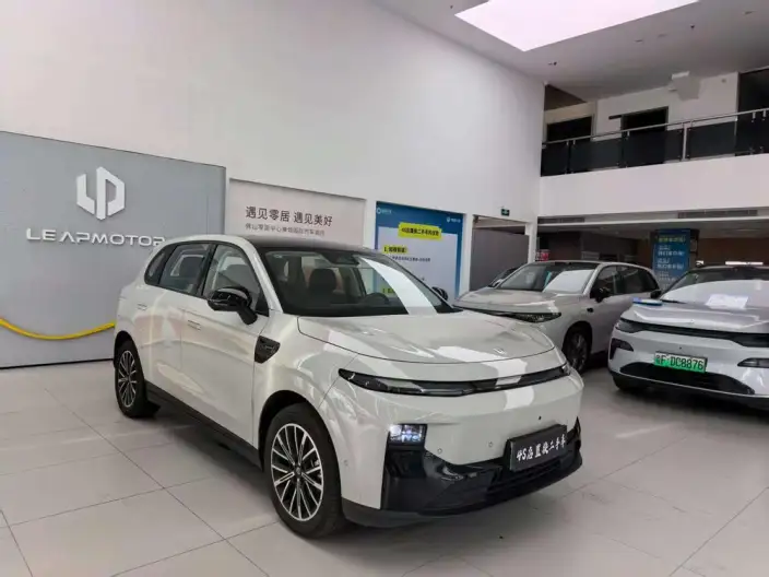 Leapmotor B10 2025 Model 510 Yuexiang Edition – фото 3