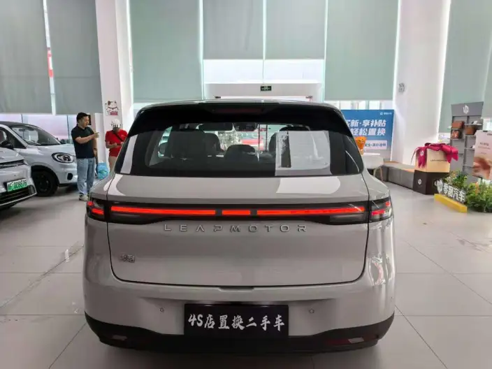 Leapmotor B10 2025 Model 510 Yuexiang Edition – фото 6