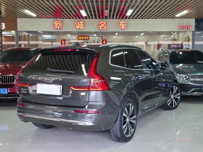 Volvo XC60 PHEV 2022 Model T8 4WD Smart Elegance Deluxe Edition – фото 6