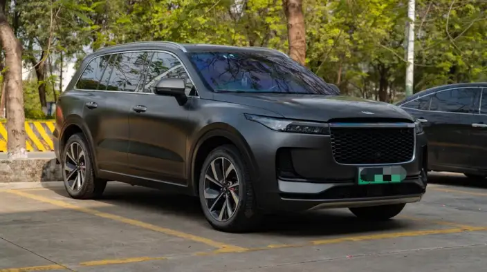 Li Auto ONE 2021 Model Extended Range 6 seat Edition – фото 3