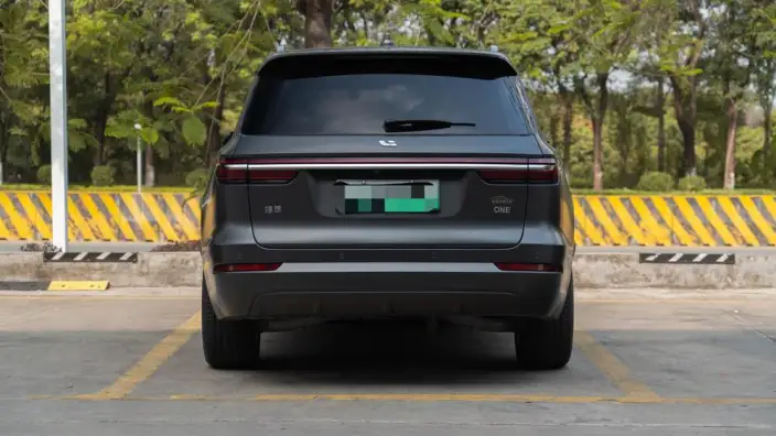 Li Auto ONE 2021 Model Extended Range 6 seat Edition – фото 5