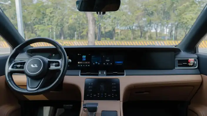Li Auto ONE 2021 Model Extended Range 6 seat Edition – фото 7