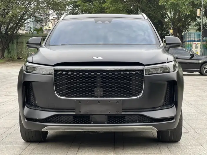 Li Auto ONE 2020 Model Extended Range 6 seat Edition – фото 2