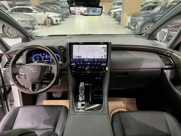 Elfa 2023 Model 2.5L Intelligent Hybrid 4WD Premium – фото 9