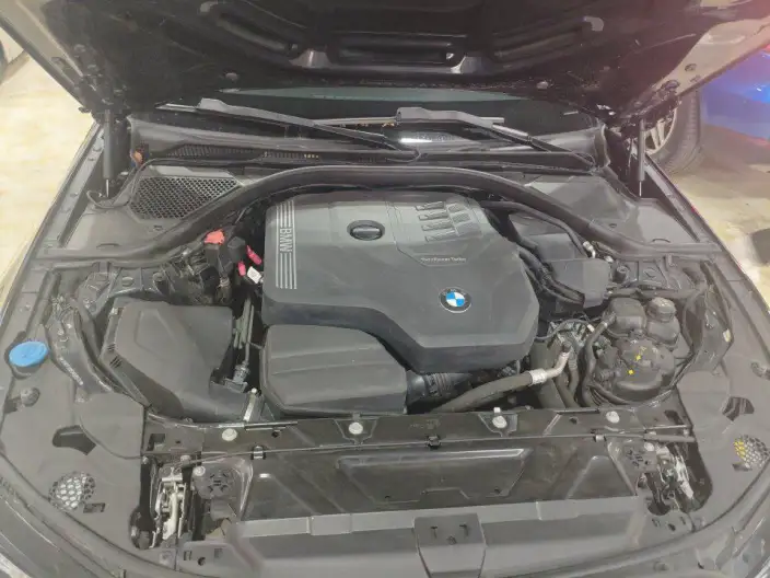BMW 3 Series 2025 Model 330Li M Sports Night Set – фото 3