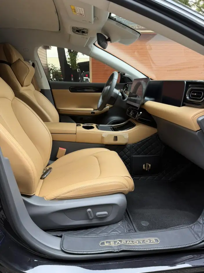 Leapmotor C01 2024 Model EV Edition 525 Exclusive Edition – фото 9