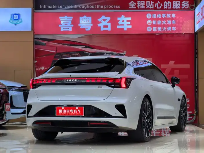 ZEEKR 001 2026 Model Ultra+ Edition 103kWh 4WD – фото 2