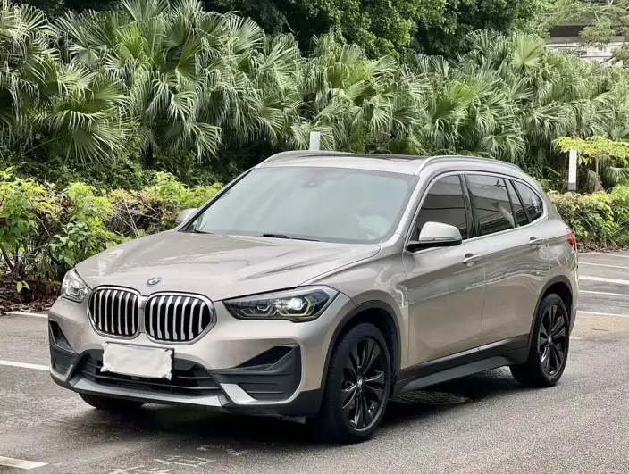 BMW X1 2020 Model sDrive20Li Fashion Model – фото 1