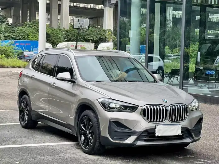 BMW X1 2020 Model sDrive20Li Fashion Model – фото 3