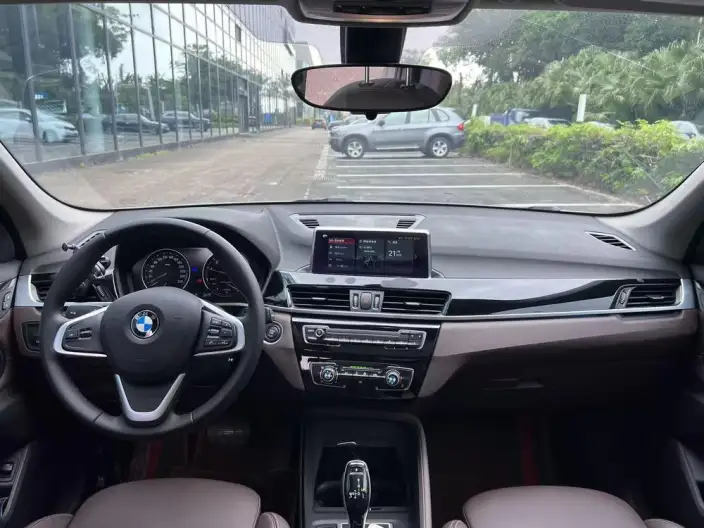 BMW X1 2020 Model sDrive20Li Fashion Model – фото 7