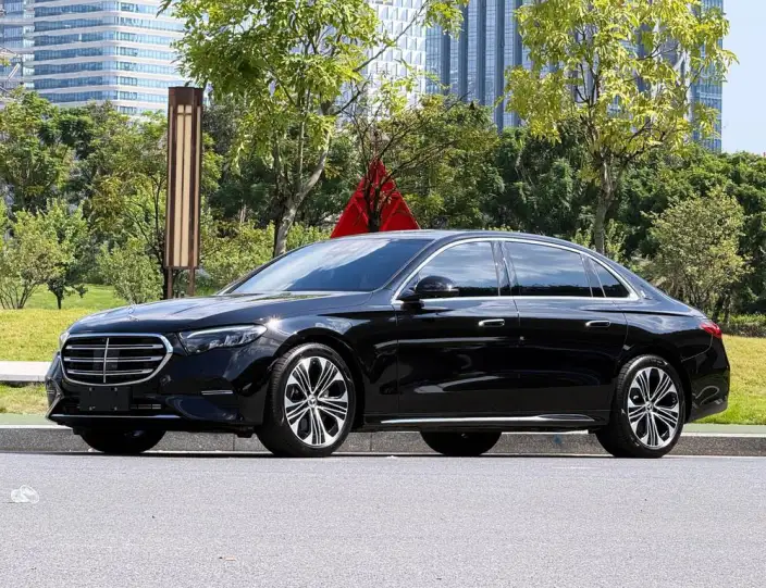 Mercedes-Benz E-Class 2025 Model E 300 L Luxury Model sedan – фото 1