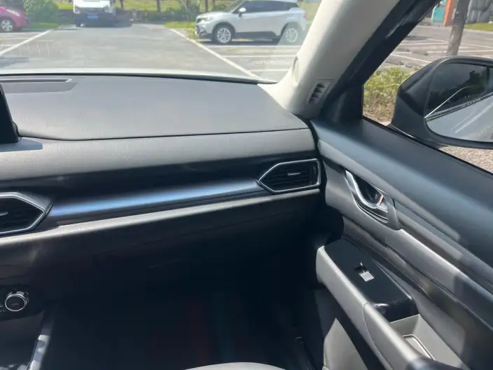 Mazda CX-5 2025 Model 2.0L Automatic 2WD Comfort Model – фото 9