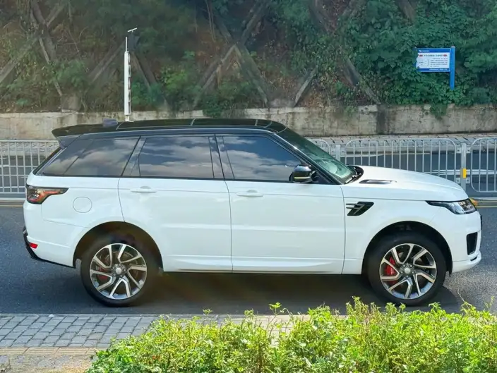 Range Rover Sport 2020 Model 3.0 L6 HSE DYNAMIC – фото 7