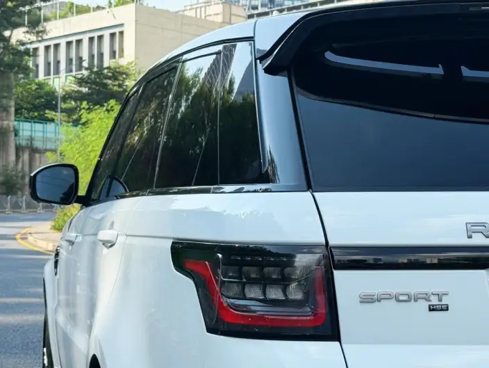 Range Rover Sport 2020 Model 3.0 L6 HSE DYNAMIC – фото 10