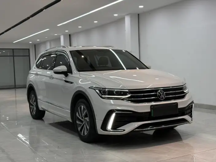 Volkswagen Tiguan L PHEV 2022 Model 430PHEV Plug-in hybrid Premium Edition – фото 3