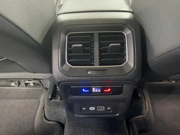 Volkswagen Tiguan L PHEV 2022 Model 430PHEV Plug-in hybrid Premium Edition – фото 10