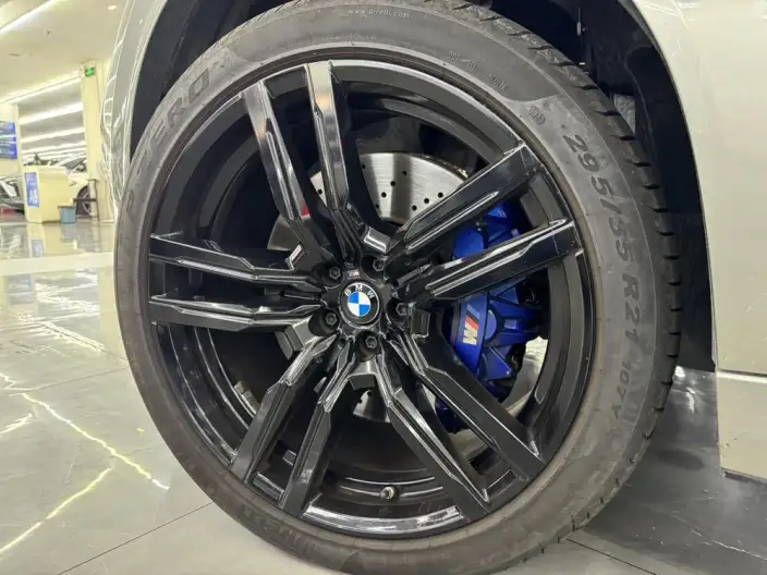 BMW X6 M 2021 Model X6 M – фото 8