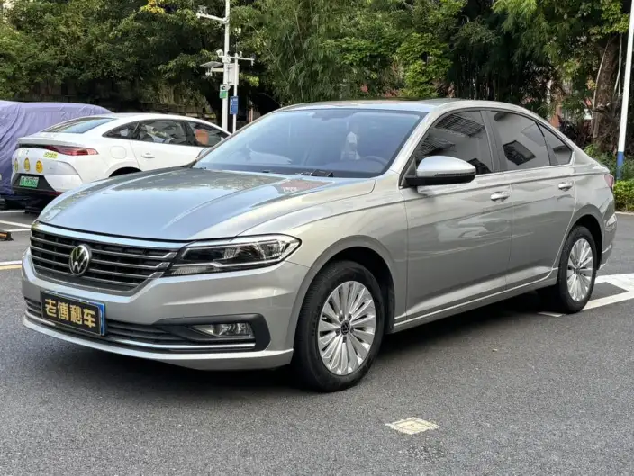 Volkswagen Lavida 2021 Model 1.5L Automatic Comfort Edition – фото 1