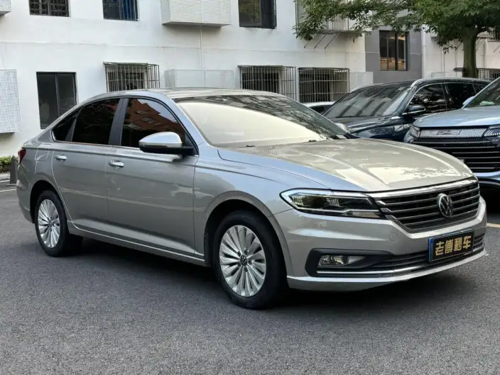 Volkswagen Lavida 2021 Model 1.5L Automatic Comfort Edition – фото 3