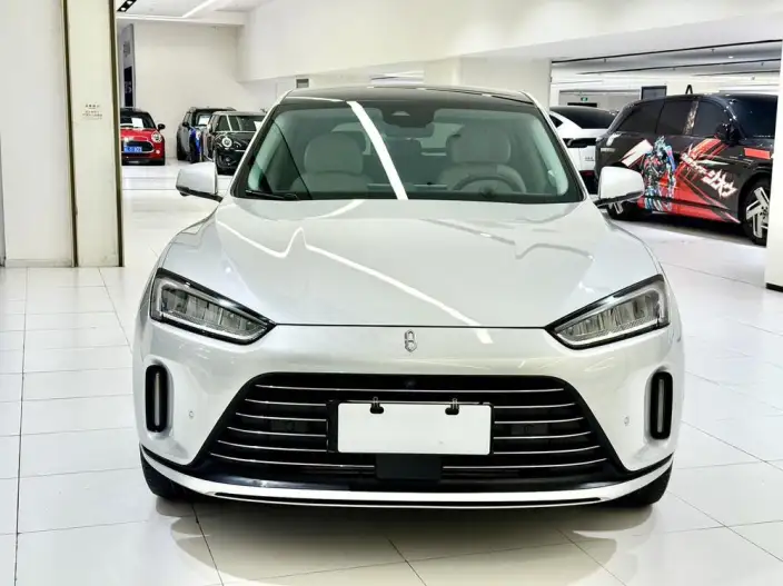 Aito M5 2022 Model Extended Range 4WD Flagship Edition – фото 2