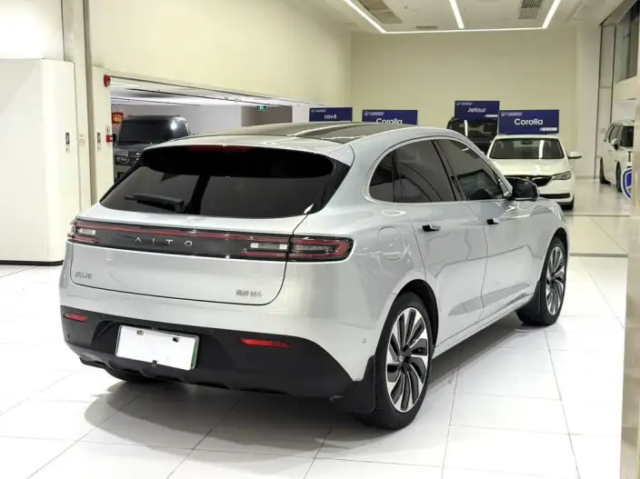 Aito M5 2022 Model Extended Range 4WD Flagship Edition – фото 4