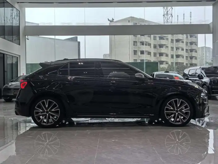 Lynk & Co 02 Hatchback 2021 Model 2.0TD Hatchback Halo – фото 8