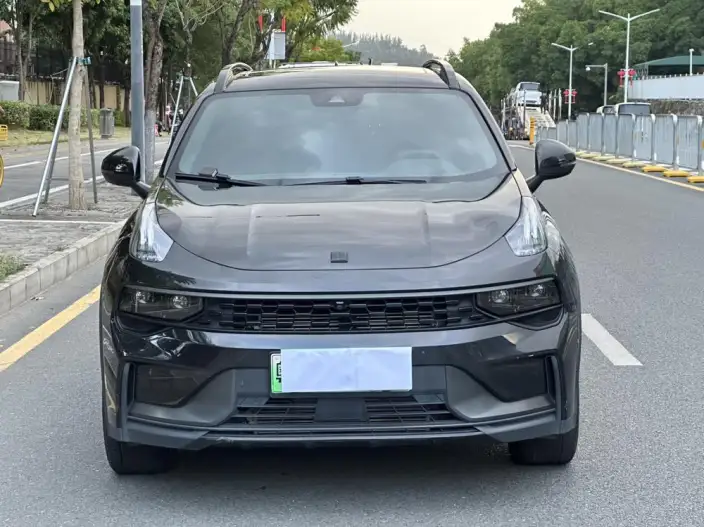 Lynk & Co 01 EM-P 2021 Model 1.5TD PHEV Halo – фото 2