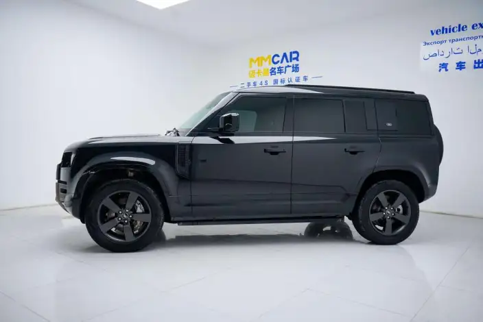 Land Rover Defender 2024 Model 110 3.0T P400 X-Dynamic HSE – фото 3