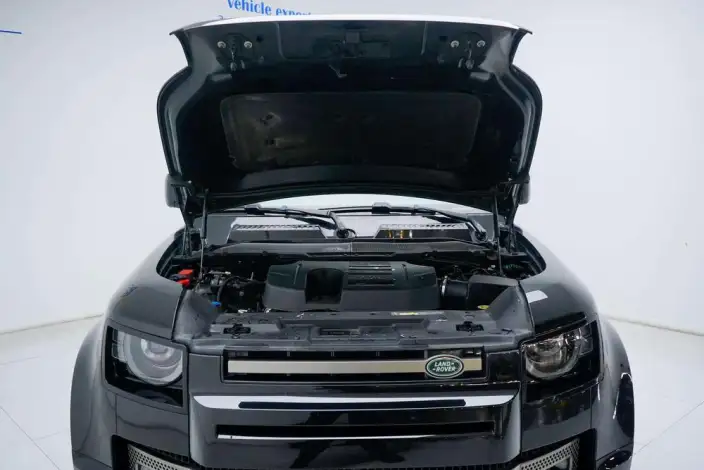 Land Rover Defender 2024 Model 110 3.0T P400 X-Dynamic HSE – фото 7