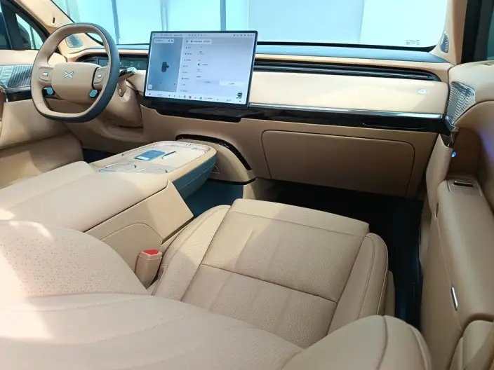 XPENG GX 2026 Model Extended Range 1585 4WD Ultra SE – фото 9
