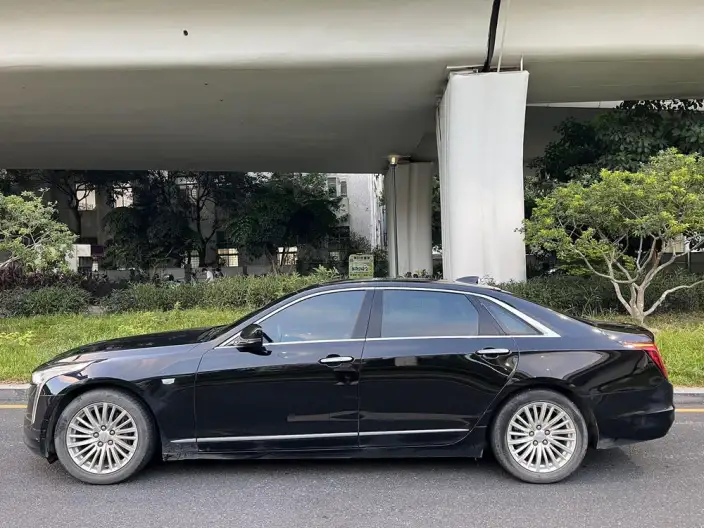 Cadillac CT6 2021 Model 28T Luxury Model – фото 4