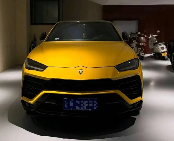 Urus 2021 Model 4.0T V8 – фото 2