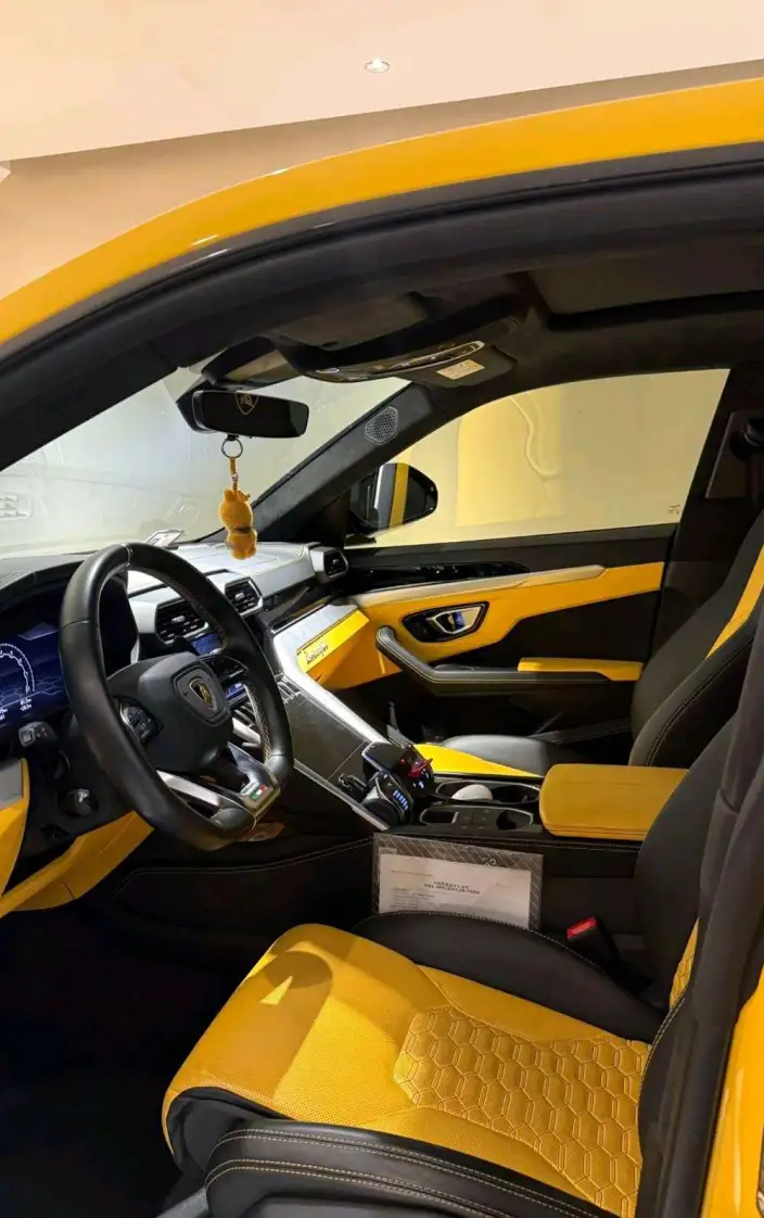 Urus 2021 Model 4.0T V8 – фото 9