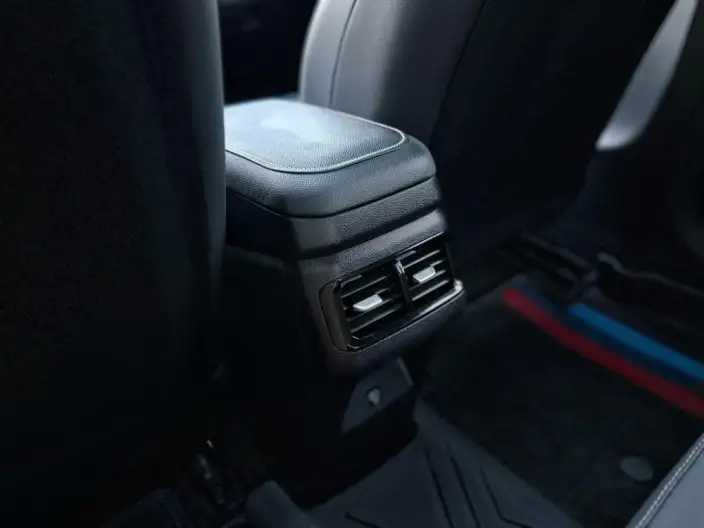 Kia K3 2023 Model 1.5L IVT Deluxe Edition – фото 9
