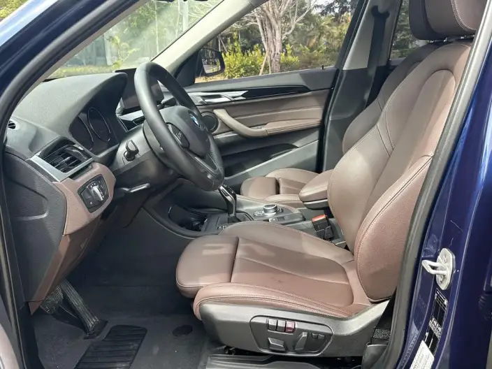 BMW X1 2020 Model sDrive25Li Leading Model – фото 10