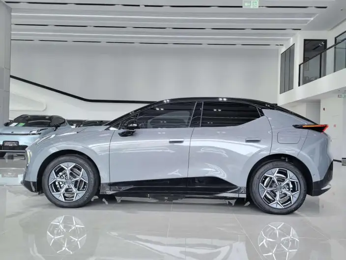 Lynk & Co 20 2025 Model Z20 530km Rear Drive Max – фото 4