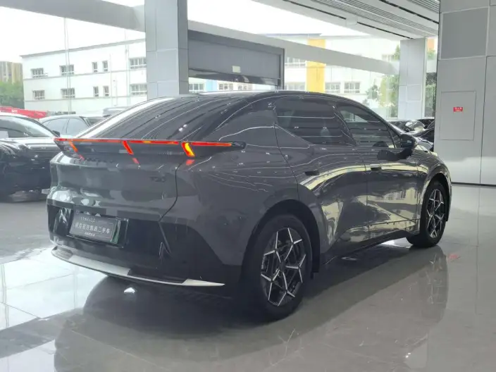 Lynk & Co 20 2025 Model Z20 530km Rear Drive Max – фото 6
