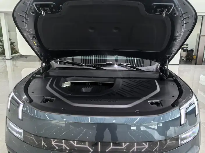 Lynk & Co 900 2025 Model 2.0T Ultra VI seat – фото 8