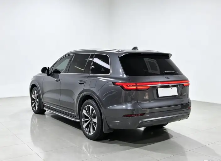 Li Auto ONE 2020 Model Extended Range 7 seat Edition – фото 4