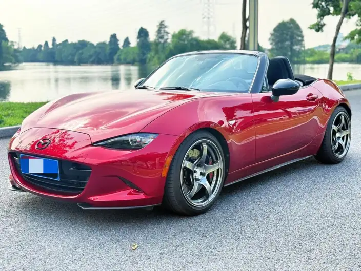 Mazda MX-5 2023 Model 2.0L Manual Rear Drive 2 seat Parallel Imported – фото 1