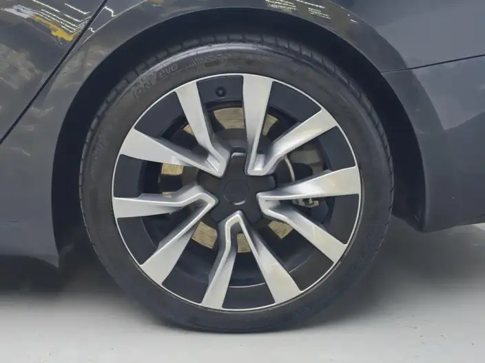 Model 3 2025 Model Long Battery Life Pro All-wheel drive version – фото 9