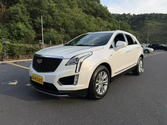 Cadillac XT5 2024 Model 2.0T 2WD Fashion Model – фото 1