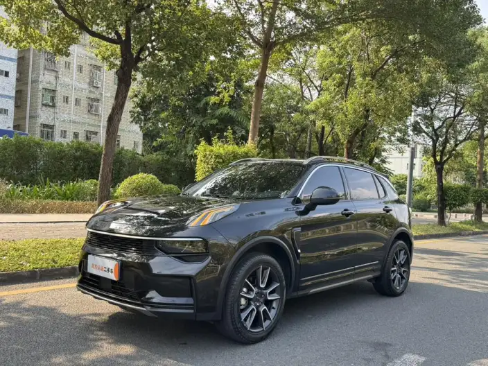 Lynk & Co 01 2024 Model 2.0TD 2WD Global Pro – фото 1