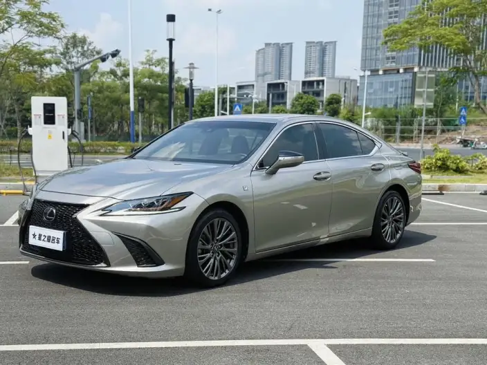 Lexus ES 2020 Model 260 F SPORT China V – фото 1