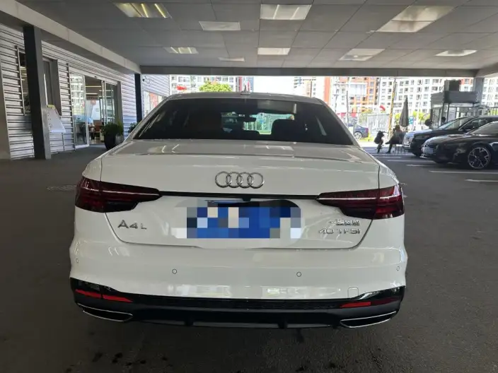 Audi A4 L 2022 Model 40 TFSI Fashion Dynamic Model – фото 3