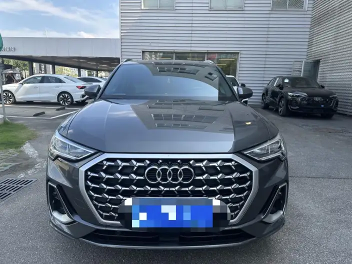 AUDI Q3 2024 Model 35 TFSI Fashion Dynamic Model – фото 2