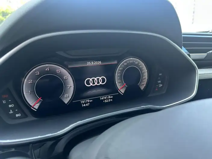 AUDI Q3 2024 Model 35 TFSI Fashion Dynamic Model – фото 10
