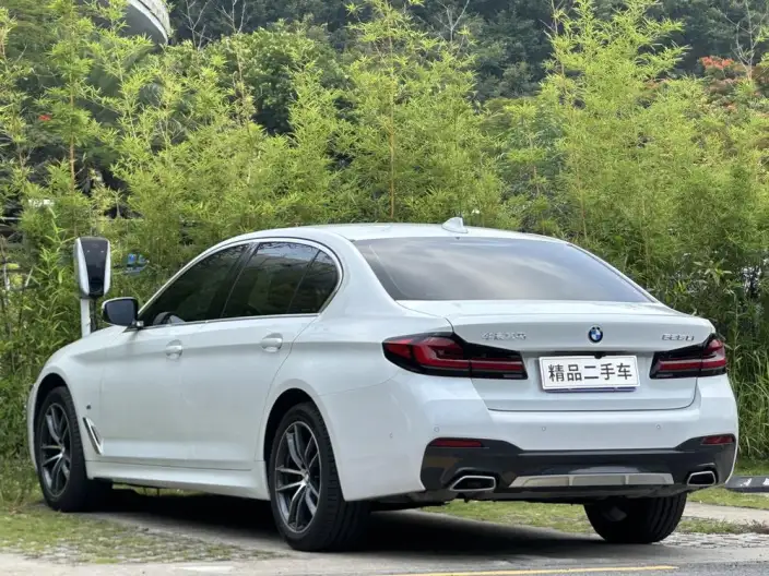 BMW 5 Series 2022 Model Facelift II 525Li M Sports Set – фото 5