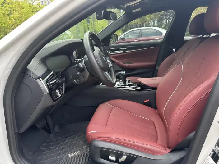 BMW 5 Series 2022 Model Facelift II 525Li M Sports Set – фото 10